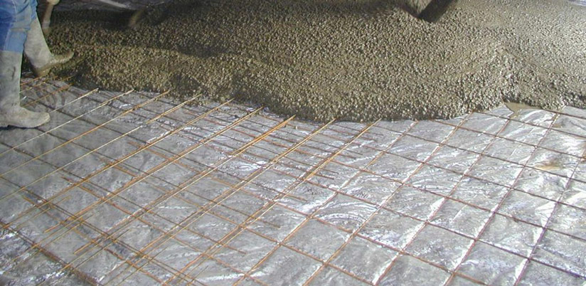coulage beton sur film polyane